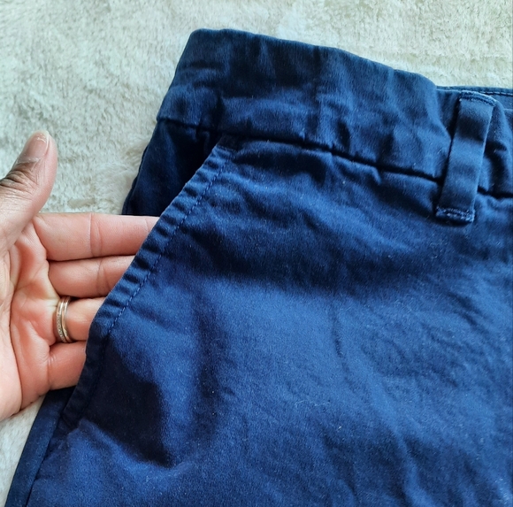 Tommy Hilfiger Chino Shorts Womens Unisex Size 16 Navy Blue Nautical - Picture 4 of 11